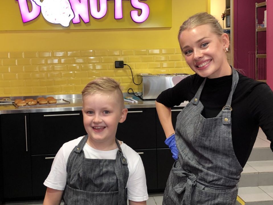 Minireporter Elias och munkmakaren Vera