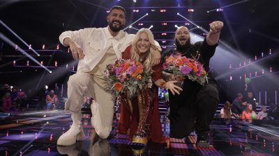 Bild på Medina och Klara Hammarström.